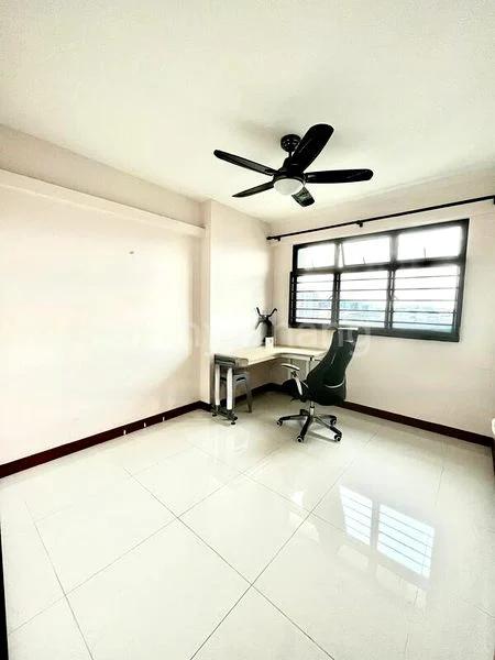 4 Room (4A) HDB for Rent in  817C Keat Hong Link - Image 3